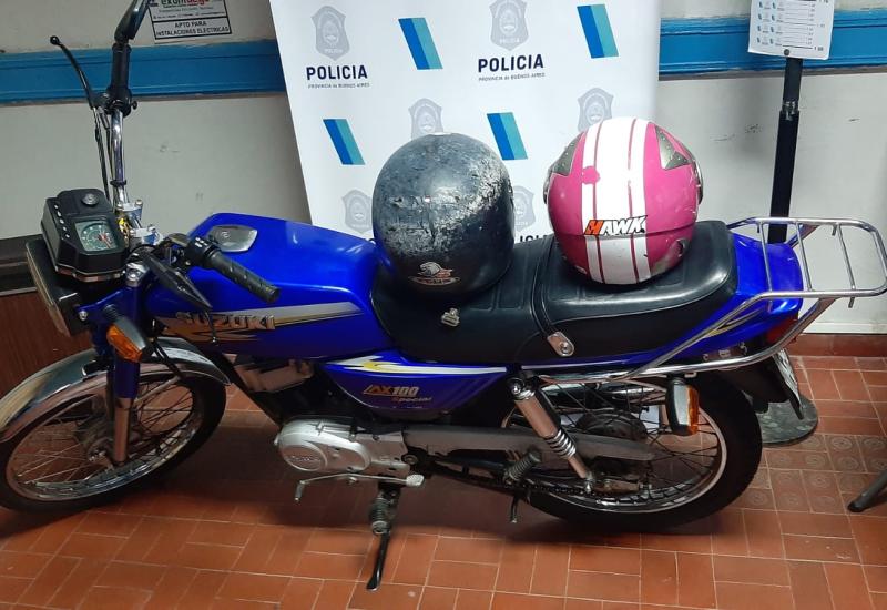 DETUVIERON A UN HOMBRE QUE ROBÓ