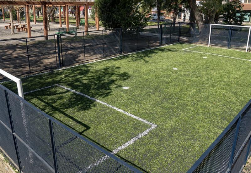 municipio de san isidro, espacio público, cancha, pasto sintetico, deporte, plaza belgrano, villa adelina, deportes, futbol, futbol tennis, tenis