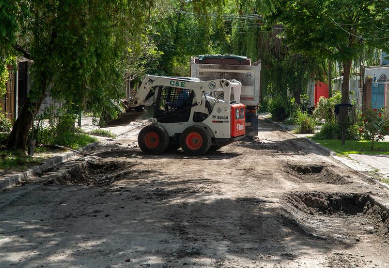 municipio de san isidro, pavimento, calle, bacheo, obras publicas, infraestructura, calles, heroe de malvinas, caseros, bajo de san isidro