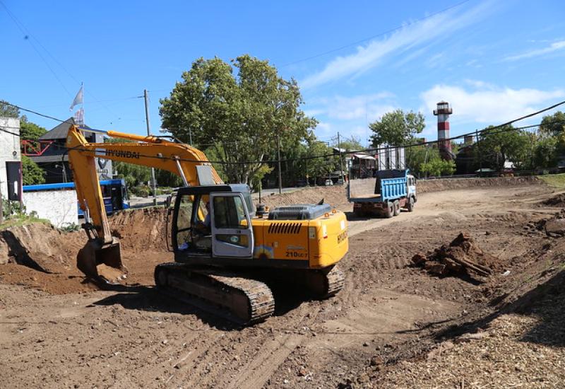 OBRAS EN EL FUTURO PARQUE PÚBLICO DEL PUERTO, MUNICIPIO DE SAN ISIDRO