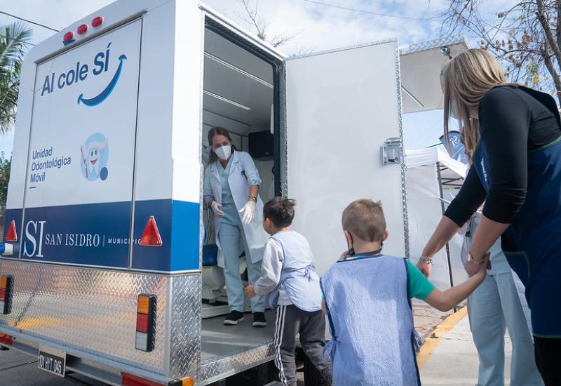 municipio de san isidro, infantil, niños, niñas, gratuito, gratis, dentista, oftalmologo, dientes, caries, ojo, ojos, salud