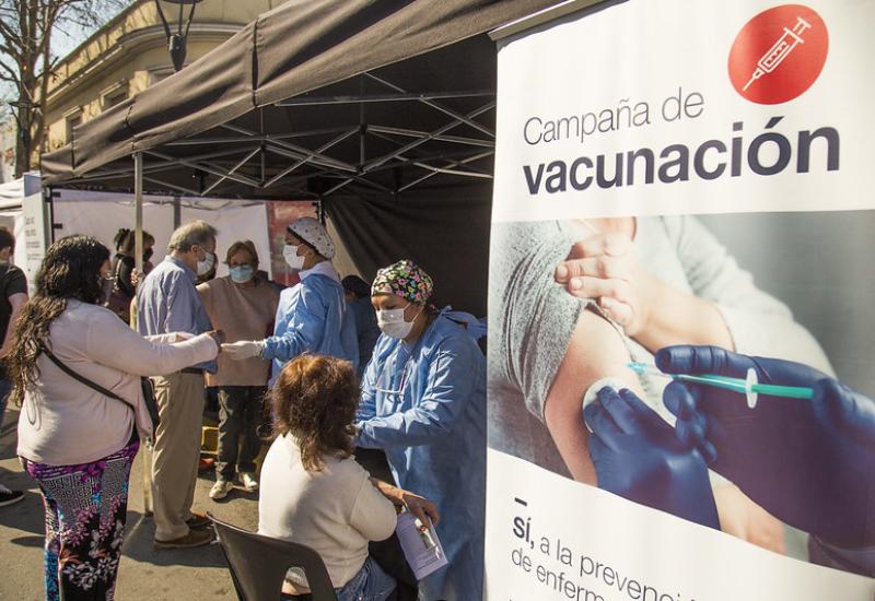 municipio de san isidro, antigripal, vacunacion, martinez, posta sanitaria, gustavo posse, gripe