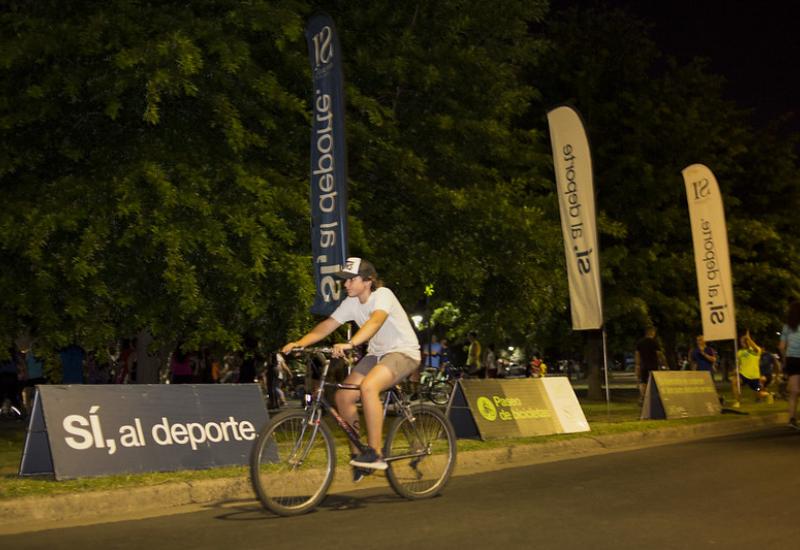 municipio de san isidro, paseo de las bicicletas, unidad nacional, nocturno
