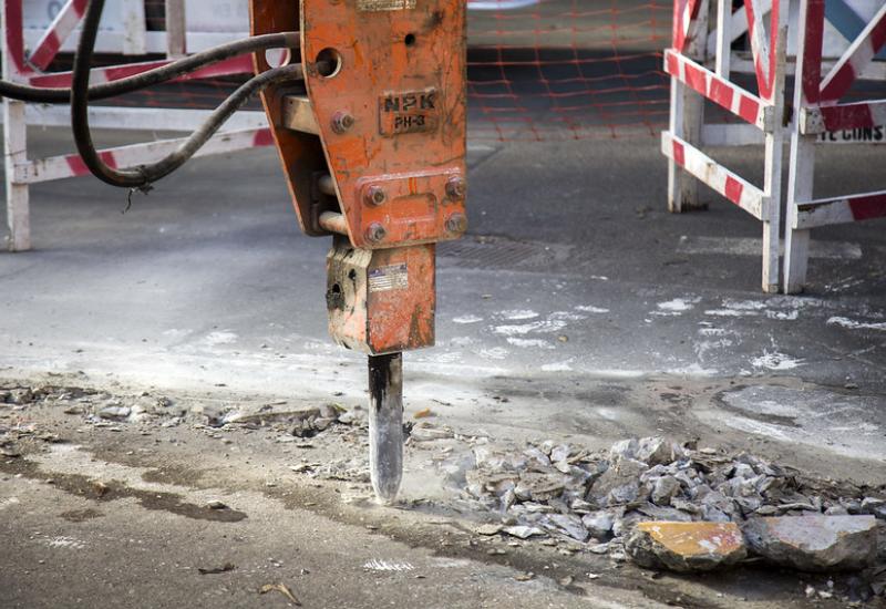 municipio de san isidro, pavimento, calle, bacheo, obras publicas, infraestructura, calles, heroe de malvinas, caseros, bajo de san isidro