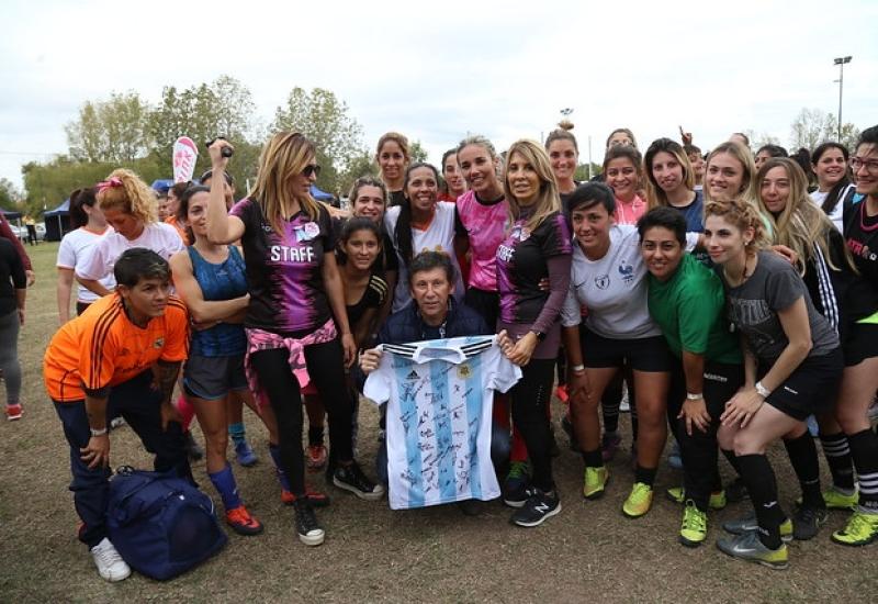 PINK SOCCER PINK SOCCER, MUNICIPIO DE SAN ISIDRO