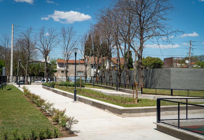Nueva plaza en beccar (padre acevedo)