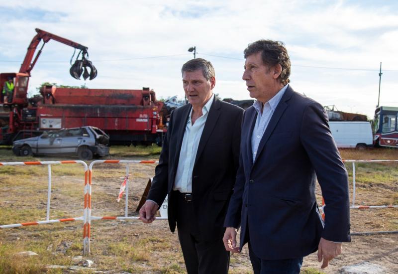 posse superviso compactacion de vehiculos