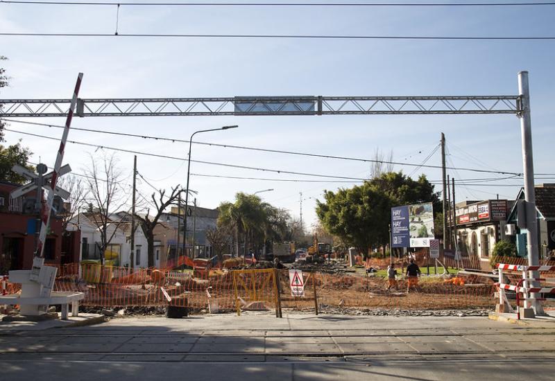 municipio de san isidro, pavimento, calle, bacheo, obras publicas, infraestructura, calles, heroe de malvinas, caseros, bajo de san isidro