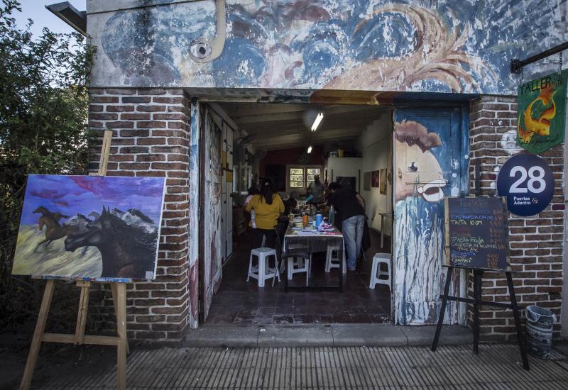 PUERTAS ADENTRO, MUNICIPIO DE SAN ISIDRO