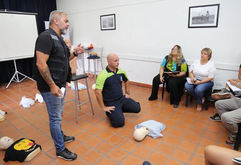 CAPACITACIÓN EN RCP A PROFESORES DE EDUCACIÓN FÍSICA, MUNICIPIO DE SAN ISIDRO