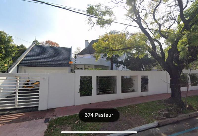 MANSIONES A REMATE , MUNICIPIO DE SAN ISIDRO