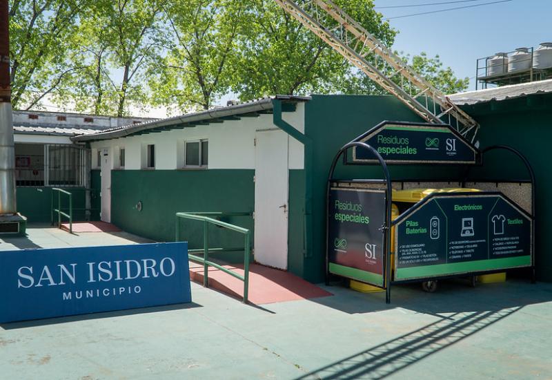 ESTACIÓN PARA RESIDUOS ESPECIALES 