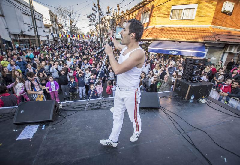 QUEENDOM EN LA ROMERÍA DE BECCAR