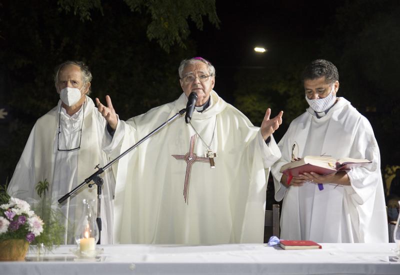 municipio de san isidro, iglesia, religion, virgen de lourdes, precesion, religioso