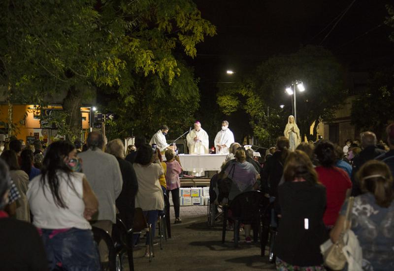 municipio de san isidro, iglesia, religion, virgen de lourdes, precesion, religioso