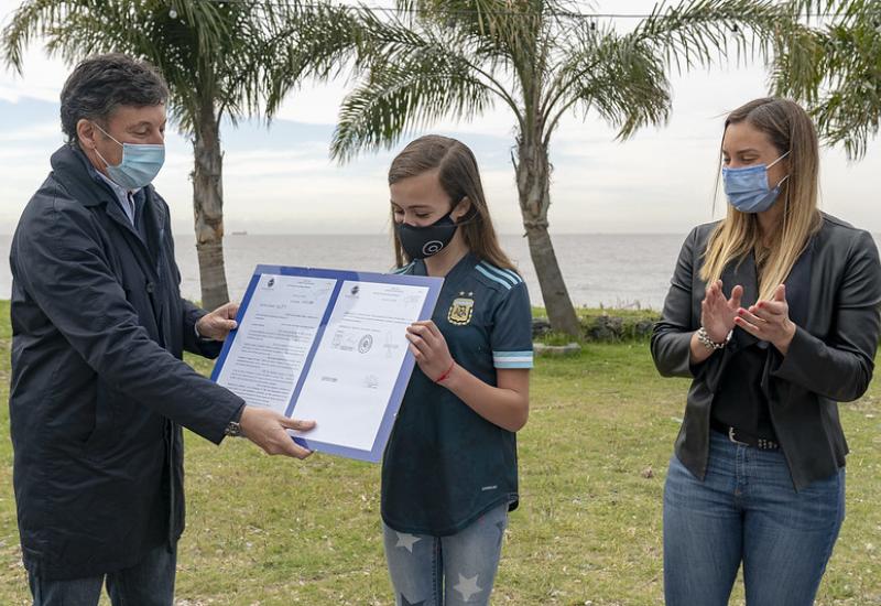 ZOE PUENTE SAN ISIDRO municipio de san isidro, deporte, distincion, zoe puente, vecina ejemplar