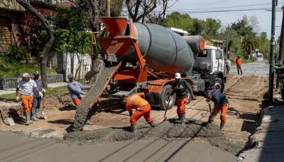 PAVIMENTOS EN EL BARRIO JARDÍN 