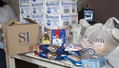  ENTREGA DE ALIMENTOS EN BARRIOS