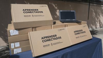 municipio de san isidro, entrega netbooks a escuelas públicas san isidro, ministerio, aprender conectados, computadora, educación, estudiar, 