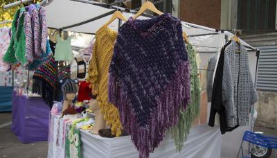 municipio de san isidro, artesanos, feria, casco historico, plaza mitre, gustavo posse, comercios, comercio, comerciantes