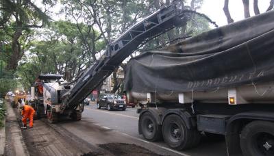 RENOVACIÓN DEL ASFALTO EN AV. DEL LIBERTADOR, MUNICIPIO DE SAN ISIDRO
