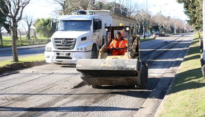 RENOVACIÓN DE ASFALTO EN AV. UNIDAD NACIONAL