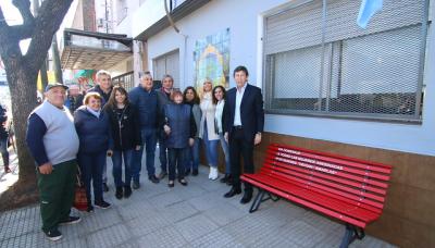 BANCO ROJO EN BOULOGNE