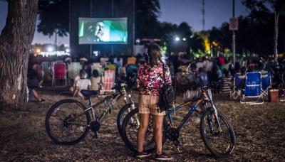 municipio de san isidro, cultura, bicine, pelicula, bicicleta, rio, entretenimiento, bardo en verano, sol, calor