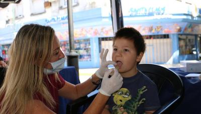CAMPAÑA DE SERVICIOS ODONTOLÓGICOS EN LA VÍA PÚBLICA