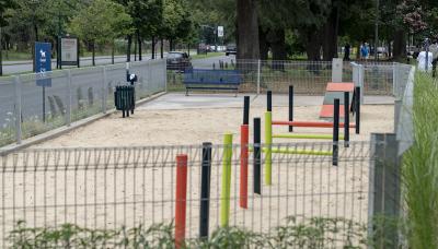municipio de san isidro, espacio publico, canil, espacio de juego, perros, perro, juego, paseo, bicicletas