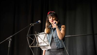 municipio de san isidro, juventud, taller, online, talleres, gratis, gratuito, canto, cantar, escenario