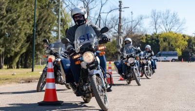 CAPACITACIÓN SOBRE CONDUCCIÓN SEGURA DE MOTOCICLETAS PARA COMBATIR LA INSEGURIDAD