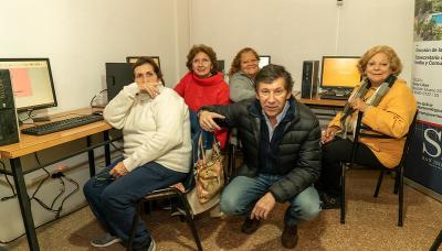 CENTRO DE ALFABETIZACION DIGITAL SAN ISIDRO municipio de san isidro, digital, alfabetizacion, enseñar, aprender, computacion, redes sociales, mail, personas mayores,