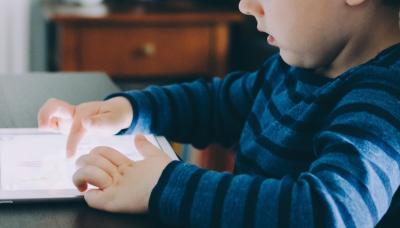 #JUGASINPANTALLAS: TALLER PARA PADRES EN EL NIDO