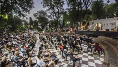 municipio de san isidro, cultura, bardo en verano, bicine, teatro, entretenimiento, calor, verano, plazas, rio, plaza