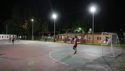 Luces led en clubes de barrio, Municipio de San Isidro