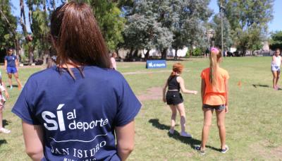 municipio de san isidro, colonias, verano, calor, chicos, deporte, chicas, deportes, campos, actividades, pileta, futbol, juegos