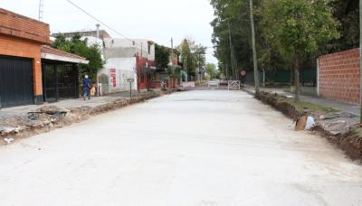 NUEVO ASFALTO EN CALLE CUYO, MARTÍNEZ