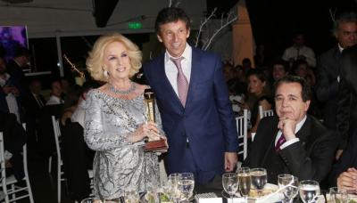 Gala a beneficio del Hospital Central de San Isidro, Municipio de San Isidro