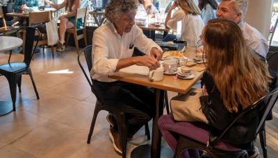 municipio de san isidro, comercios, comerciantes, abren el interior, cafe martinez, coronavirus, apertura