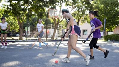 municipio de san isidro, deporte, deportes, campos de deporte, hockey, chicas, actividad fisica