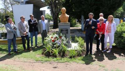 Homenaje a Aníbal Viaggio, Municipio de San Isidro