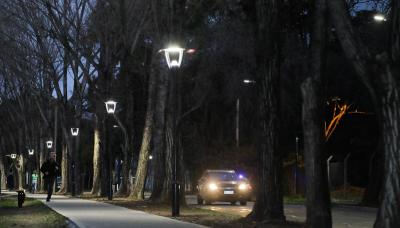 NUEVAS LUMINARIAS LED EN LA SENDA AERÓBICA DEL BAJO SAN ISIDRO