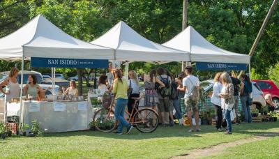 MERCADO NATURAL EN SAN ISIDRO MERCADO NATURAL EN SAN ISIDRO