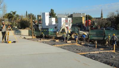 AVANZAN LAS OBRAS EN EL PARQUE PÚBLICO DEL PUERTO