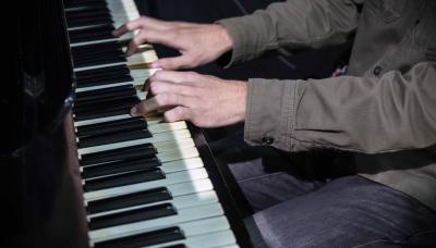 municipio de san isidro, juventud, taller, online, talleres, gratis, gratuito, canto, cantar, escenario