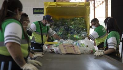 municipio de san isidro, espacio publico, reciclaje, sustentabilidad, sustentable, plastico