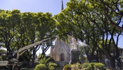 TAREAS DE RESTAURACIÓN EN LA PLAZA MITRE 
