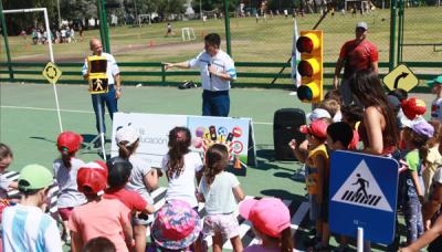 LOS CHICOS TAMBIÉN APRENDEN EDUCACIÓN VIAL EN LAS COLONIAS DE VERANO