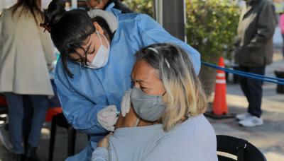 municipio de san isidro, coronavirus, vacunacion, campo de deportes, deporte, vacunar, vacuna